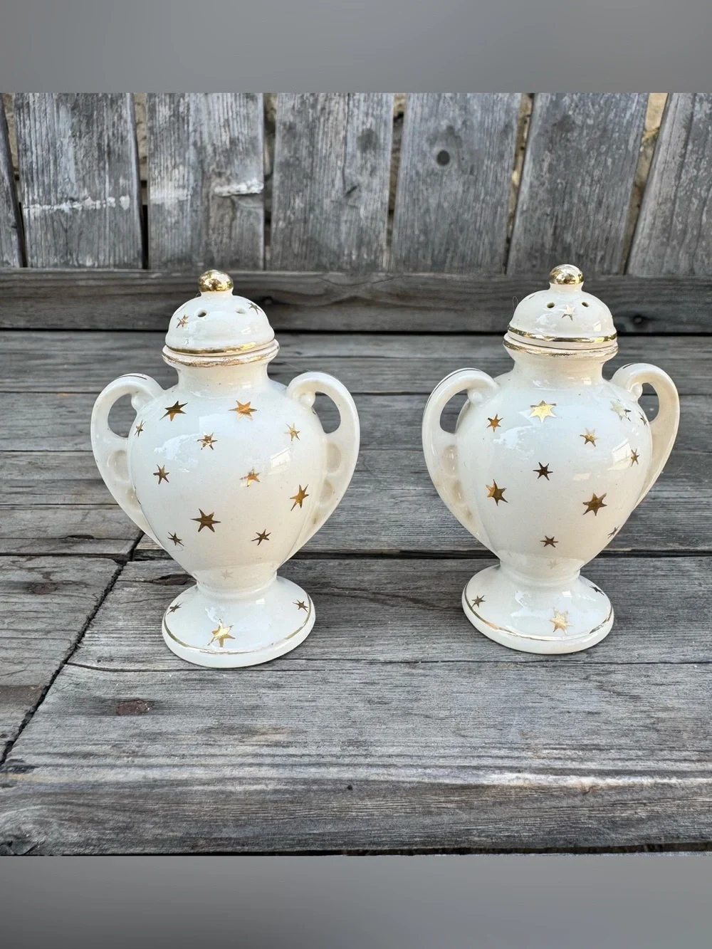 Noritake White Ceramic Star-Accented Salt & Pepper Shakers with Gold Trim